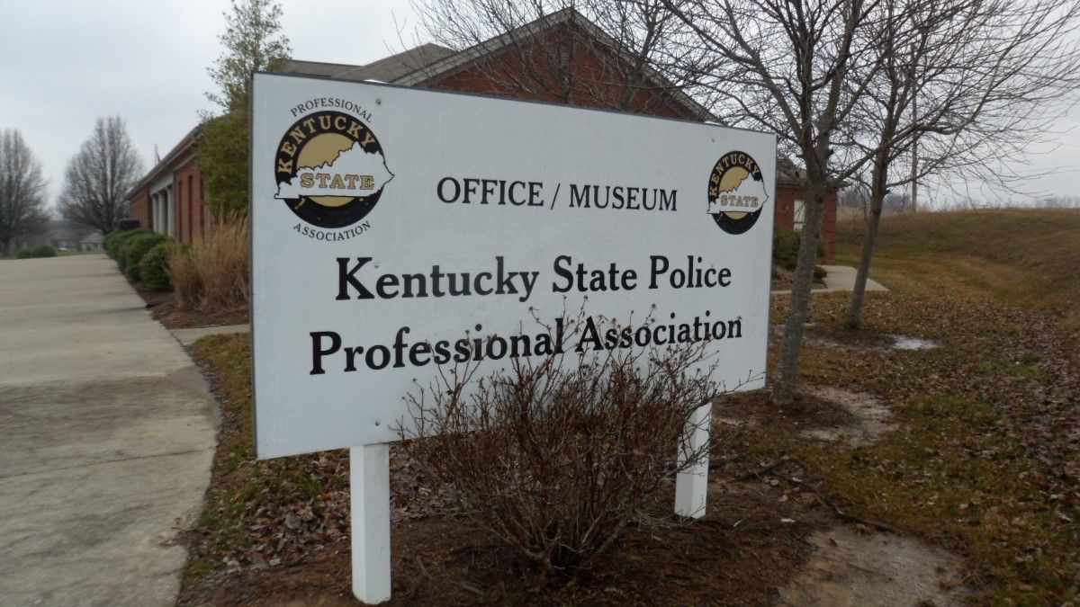 633 Chamberlin Avenue, Frankfort, KY 40601